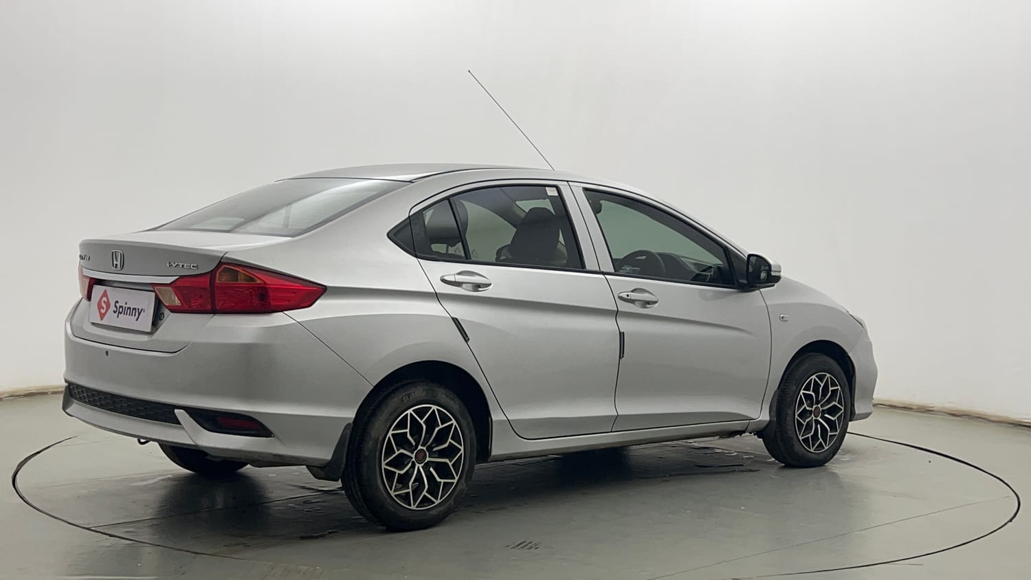 Used 2017 Honda City S Petrol Petrol Manual exterior RIGHT REAR CORNER VIEW