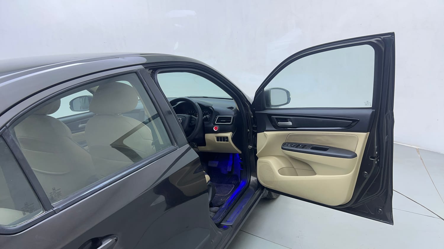 Used 2018 Honda Amaze 1.2 V CVT Petrol Petrol Automatic interior RIGHT FRONT DOOR OPEN VIEW