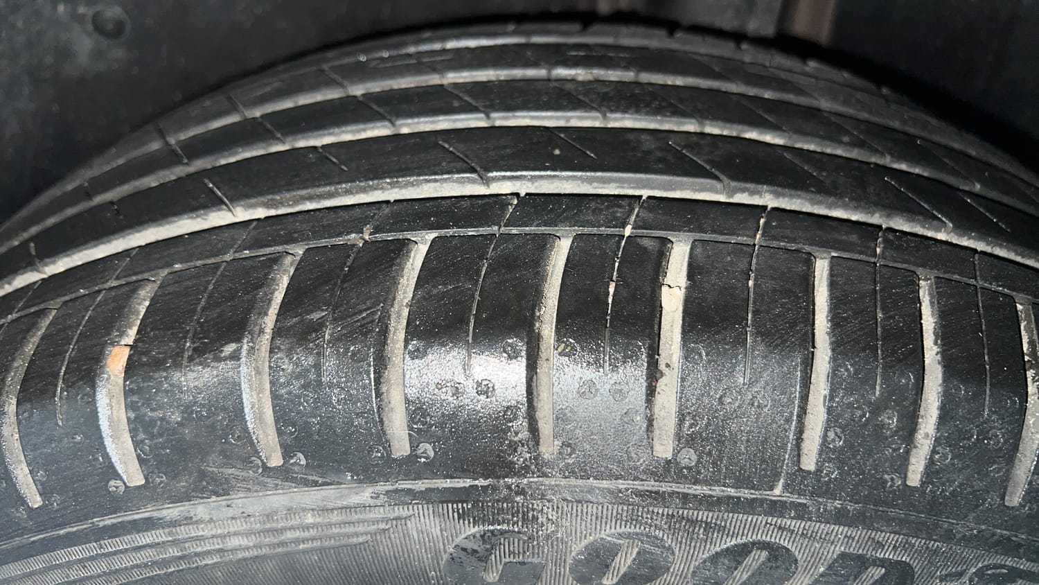 Used 2021 MG Motors Hector Sharp 1.5 Petrol Turbo DCT Petrol Automatic tyres LEFT REAR TYRE TREAD VIEW