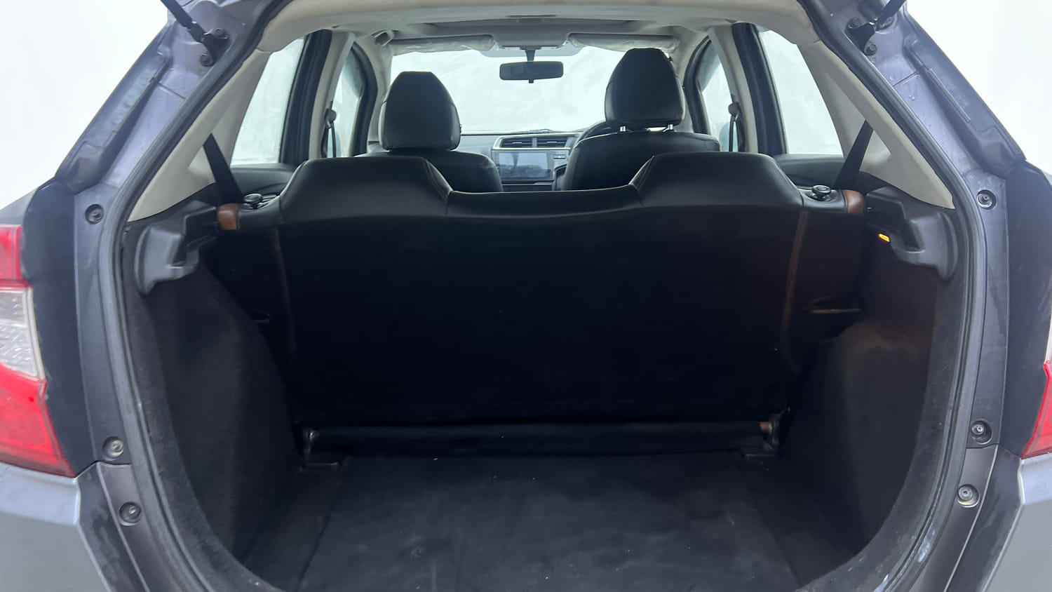 Used 2017 Honda WR-V VX MT Petrol Petrol Manual interior DICKY INSIDE VIEW