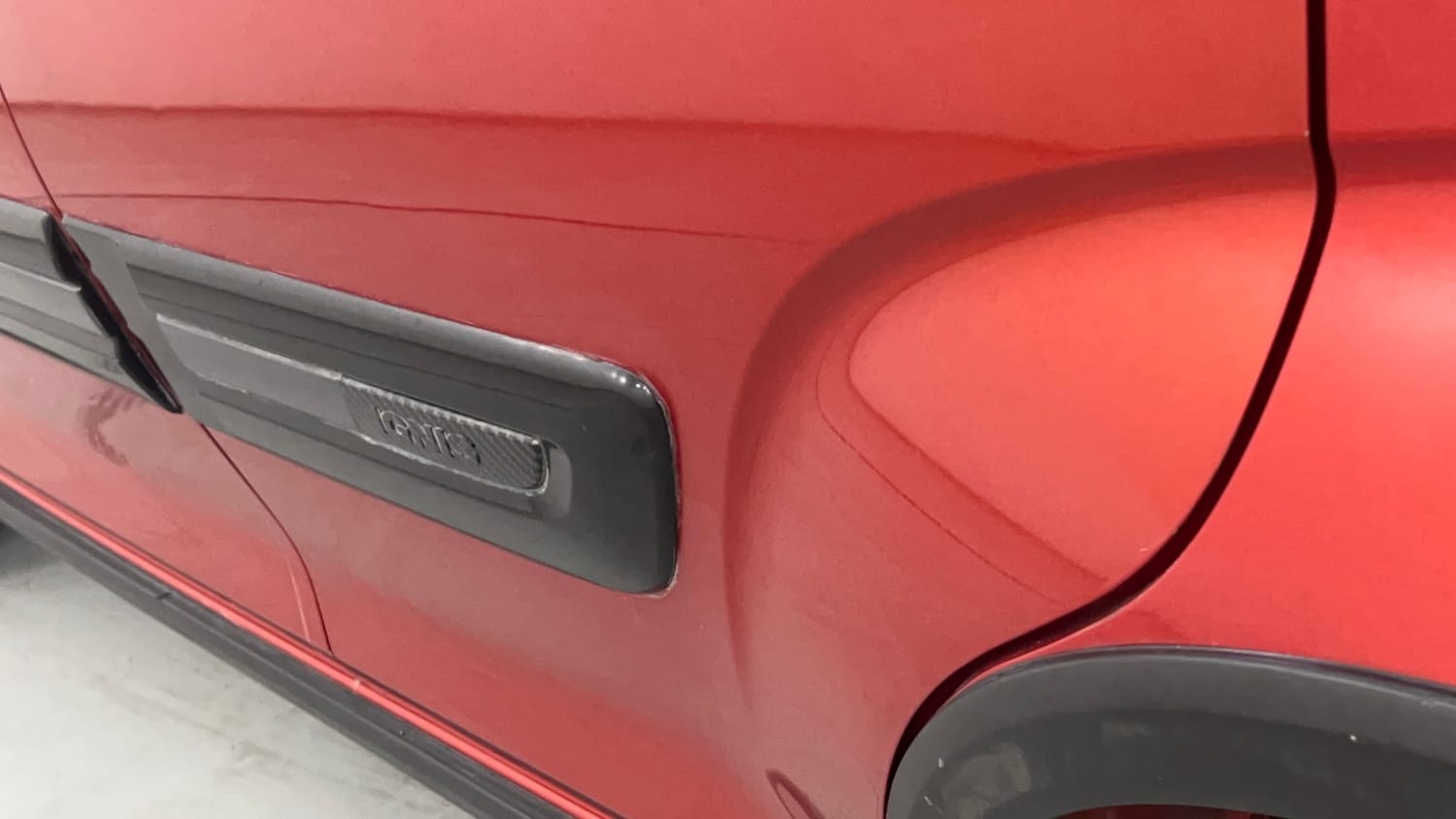 Used 2017 Maruti Suzuki Ignis Alpha MT Petrol Dual Tone Petrol Manual dents MINOR DENT
