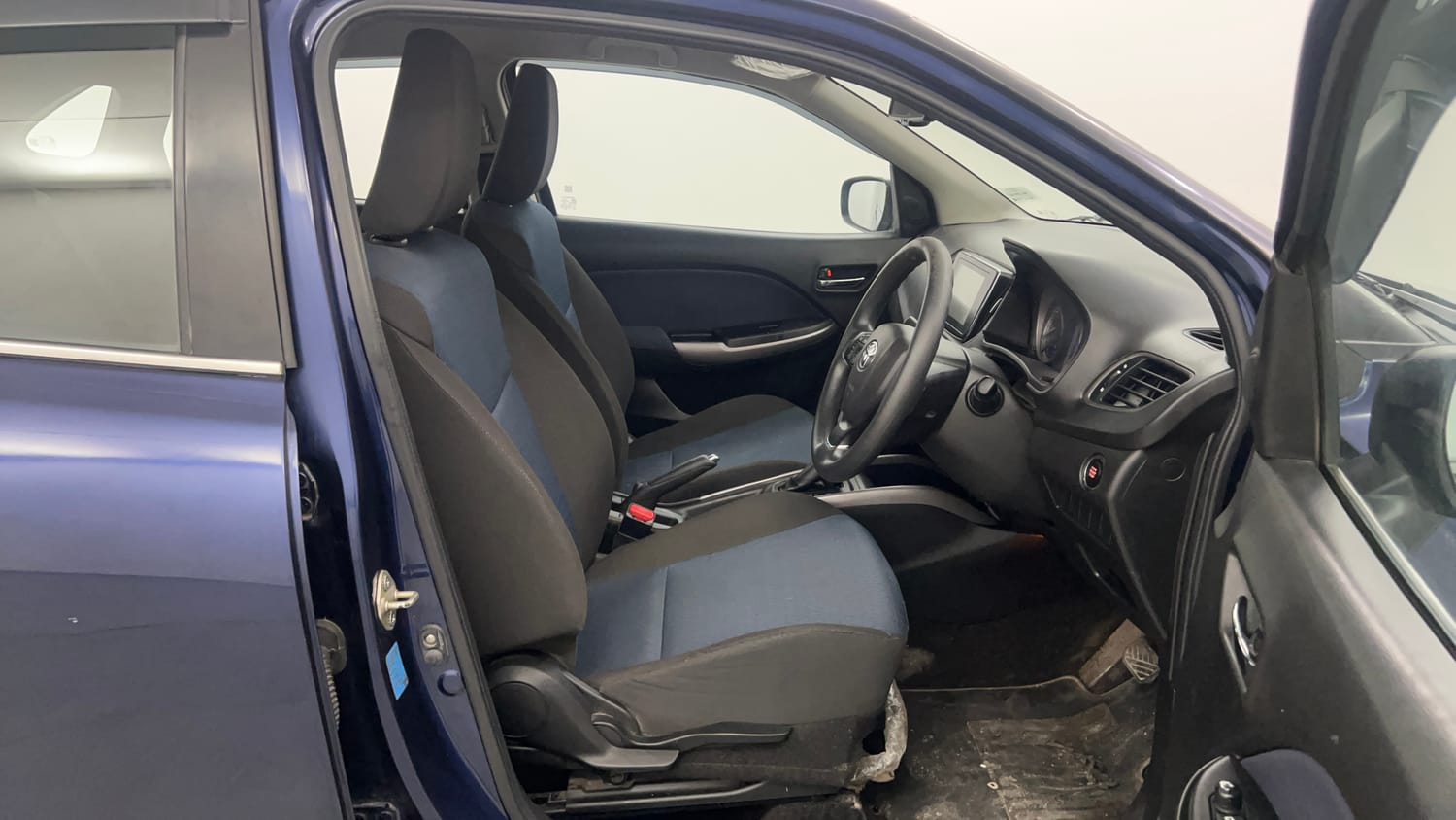 Used 2019 Toyota Glanza G CVT Petrol Automatic interior RIGHT SIDE FRONT DOOR CABIN VIEW