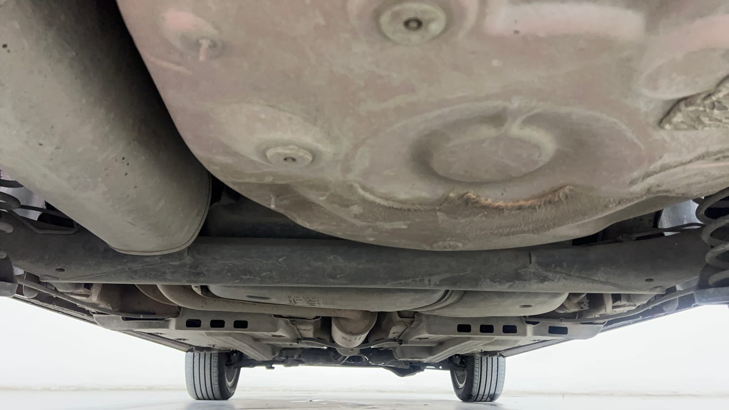 Used 2020 Volkswagen Polo Highline Plus 1.0L TSI Petrol Manual extra REAR UNDERBODY VIEW (TAKEN FROM REAR)
