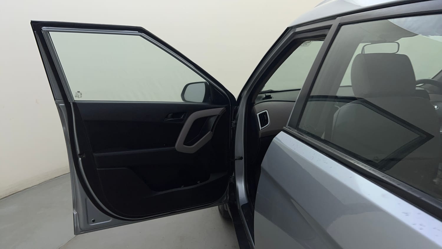 Used 2019 Hyundai Creta E Plus 1.6 Petrol Petrol Manual interior LEFT FRONT DOOR OPEN VIEW
