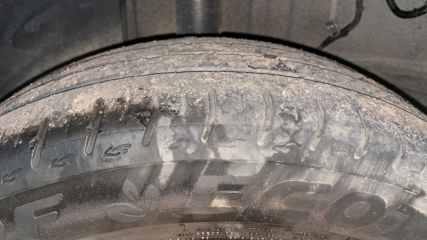 Used 2024 Tata Altroz XM Plus Petrol Petrol Manual tyres RIGHT REAR TYRE TREAD VIEW