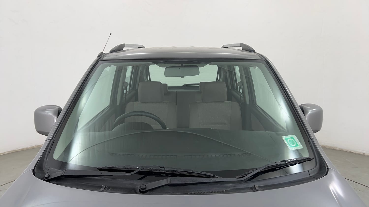 Used 2015 Maruti Suzuki Wagon R VXI Petrol Manual exterior FRONT WINDSHIELD VIEW
