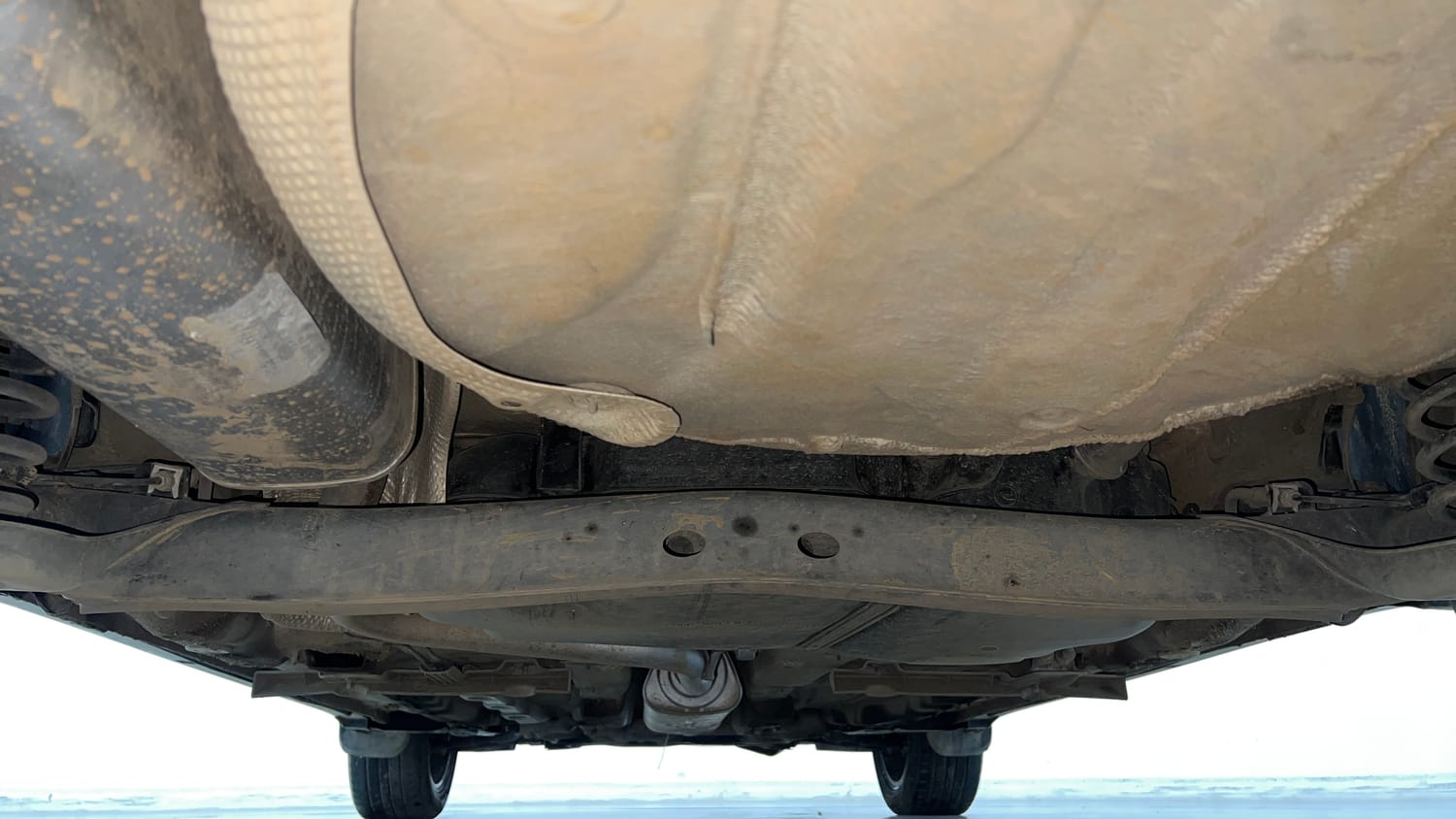 Used 2023 Skoda Kushaq Style 1.5L TSI MT Petrol Manual extra REAR UNDERBODY VIEW (TAKEN FROM REAR)