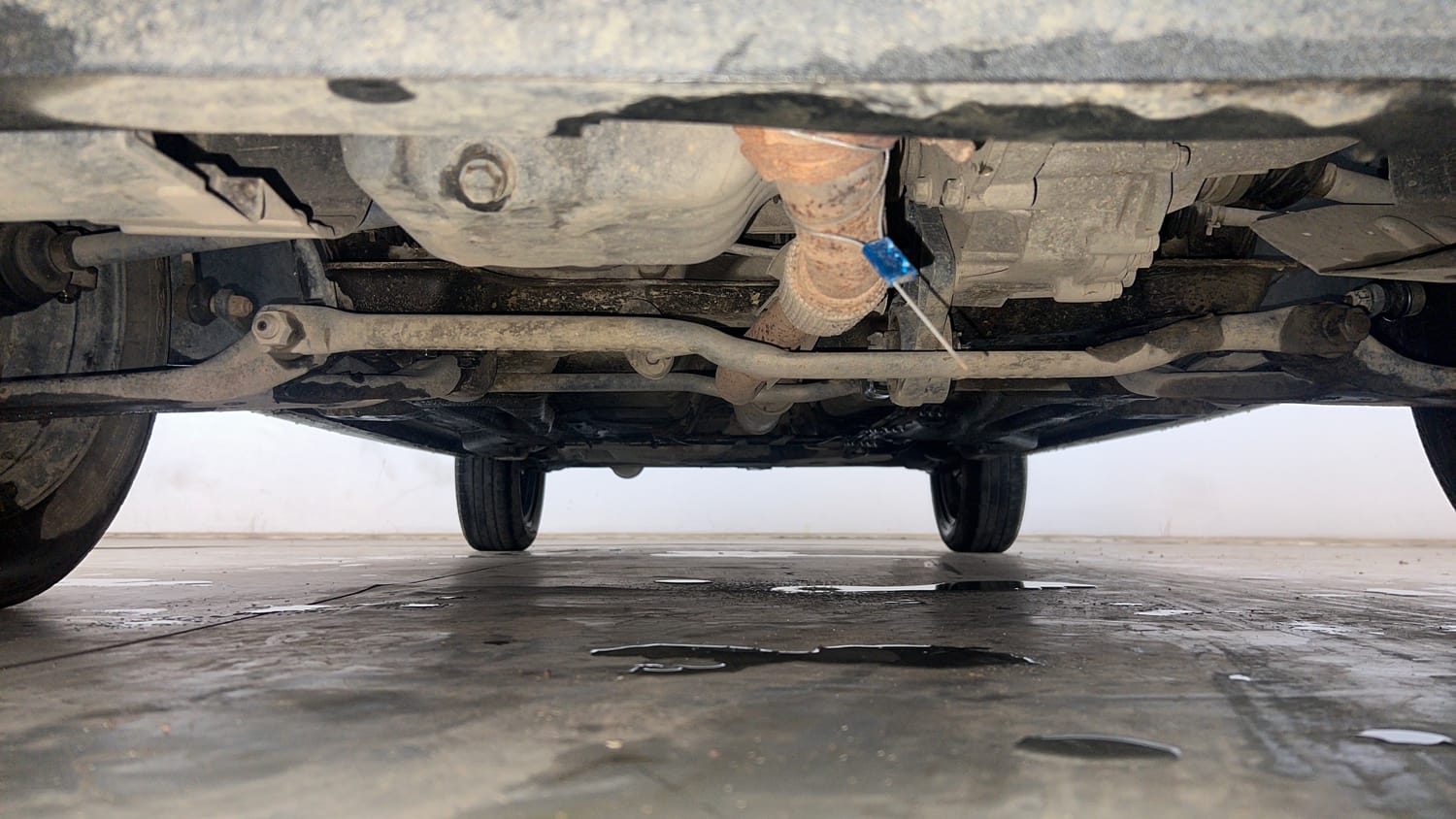 Used 2019 Tata Tiago Revotron XZ Petrol Manual extra FRONT LEFT UNDERBODY VIEW