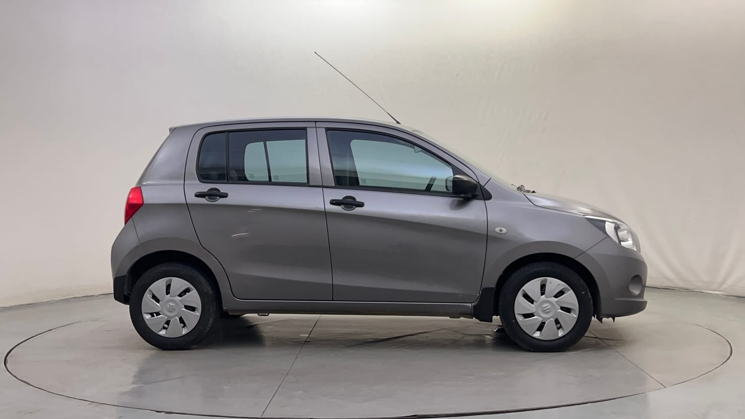 Used 2017 Maruti Suzuki Celerio VXi Petrol Manual exterior RIGHT SIDE VIEW