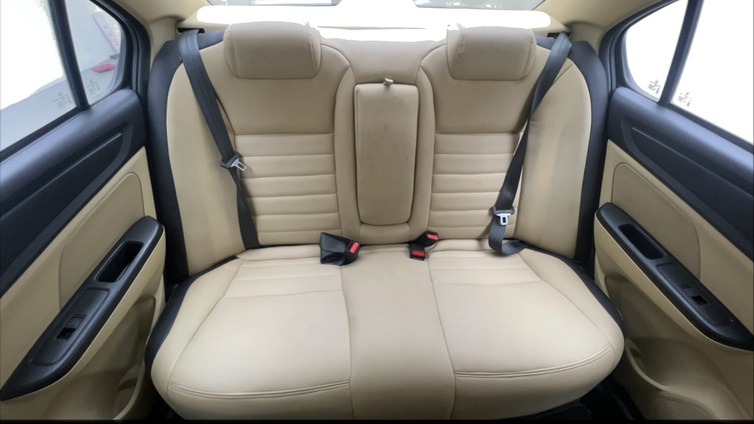 Used 2018 Honda Amaze 1.2 V CVT Petrol Petrol Automatic interior REAR SEAT CONDITION VIEW