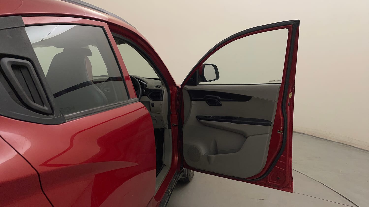 Used 2016 Mahindra KUV100 K4 6 STR Petrol Manual interior RIGHT FRONT DOOR OPEN VIEW