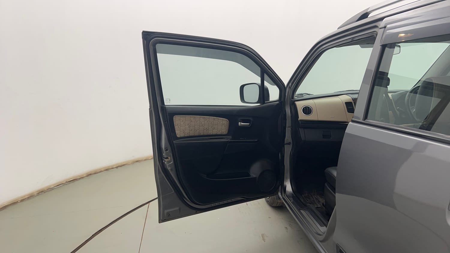 Used 2018 Maruti Suzuki Wagon R VXI Petrol Manual interior LEFT FRONT DOOR OPEN VIEW