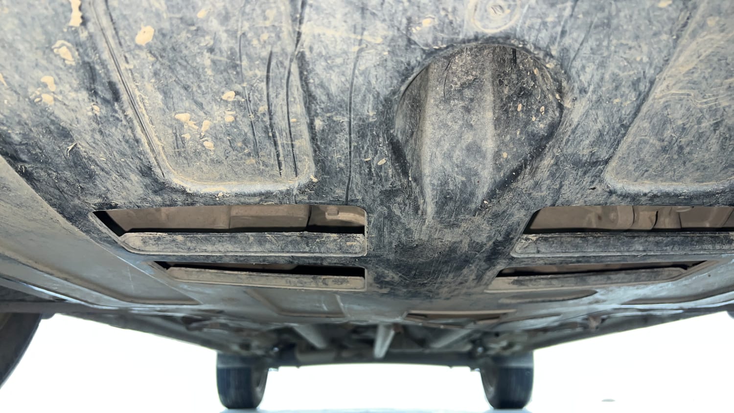 Used 2017 Hyundai Creta SX Plus 1.6 AT CRDI Diesel Automatic extra FRONT LEFT UNDERBODY VIEW