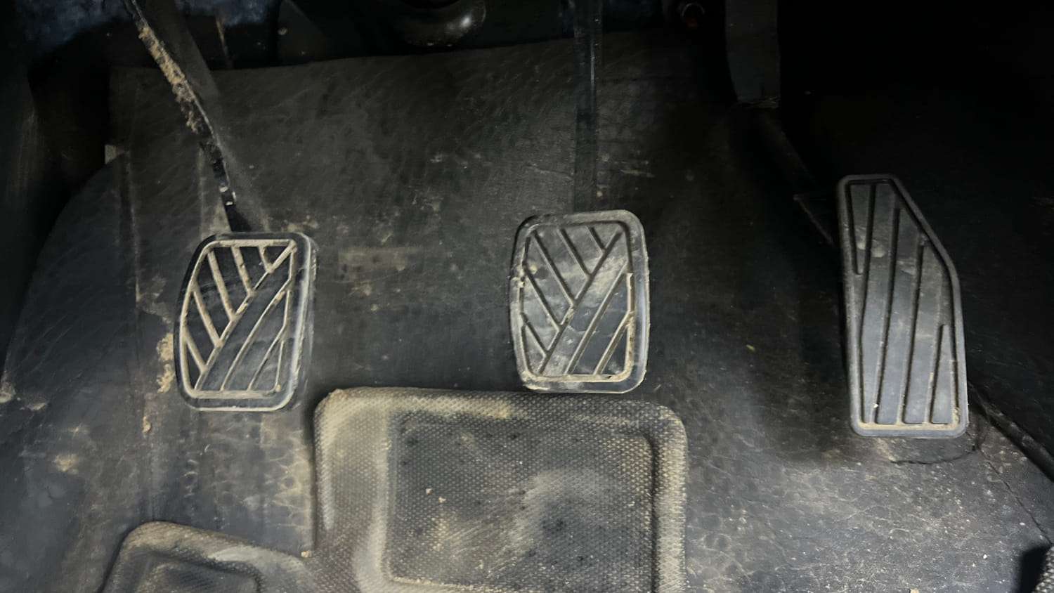Used 2024 Maruti Suzuki Swift VXi Petrol Manual interior PEDALS VIEW
