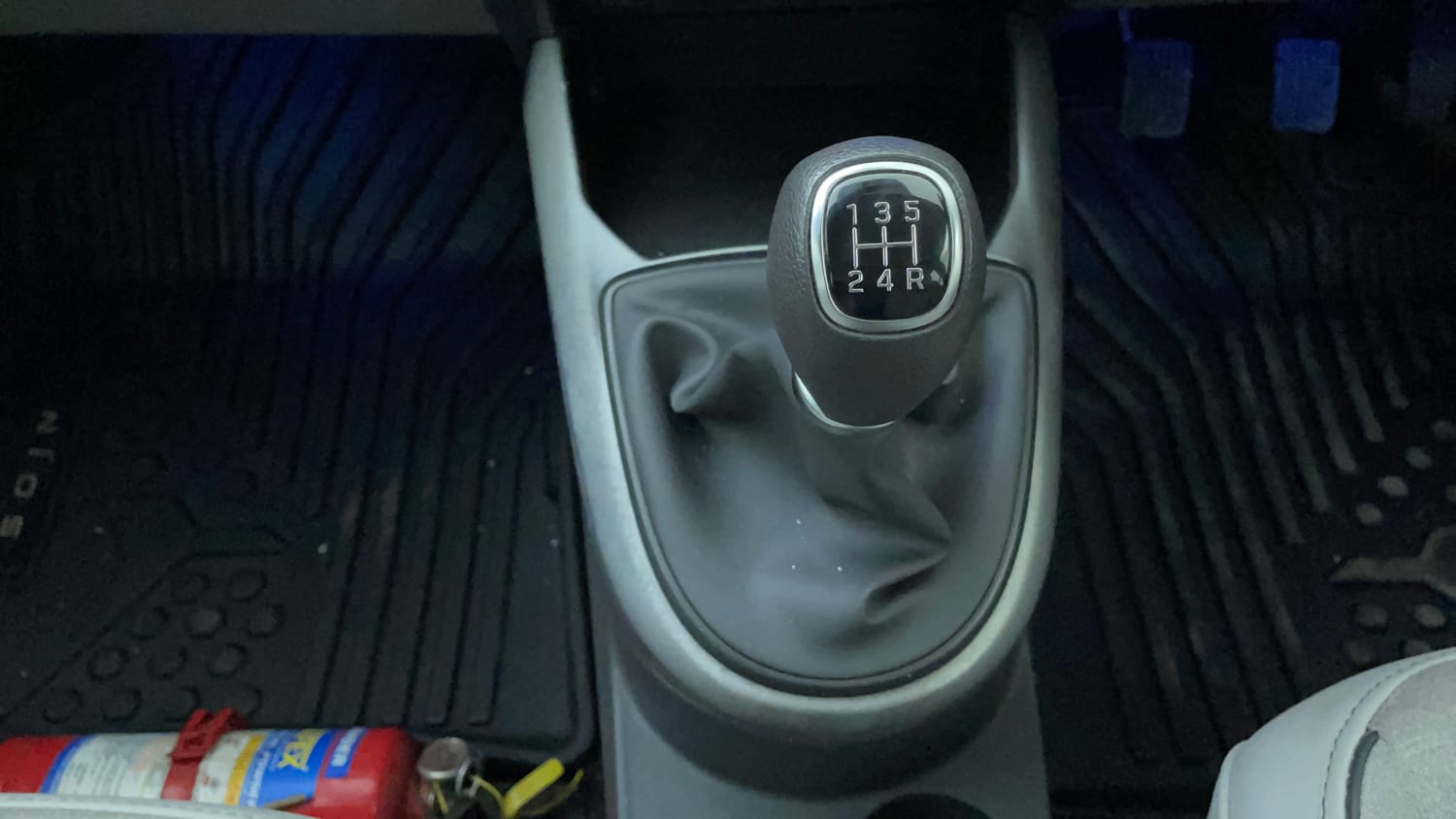Used 2023 Hyundai Grand i10 Nios Sportz 1.2 Kappa VTVT CNG Cng Manual interior GEAR  KNOB VIEW