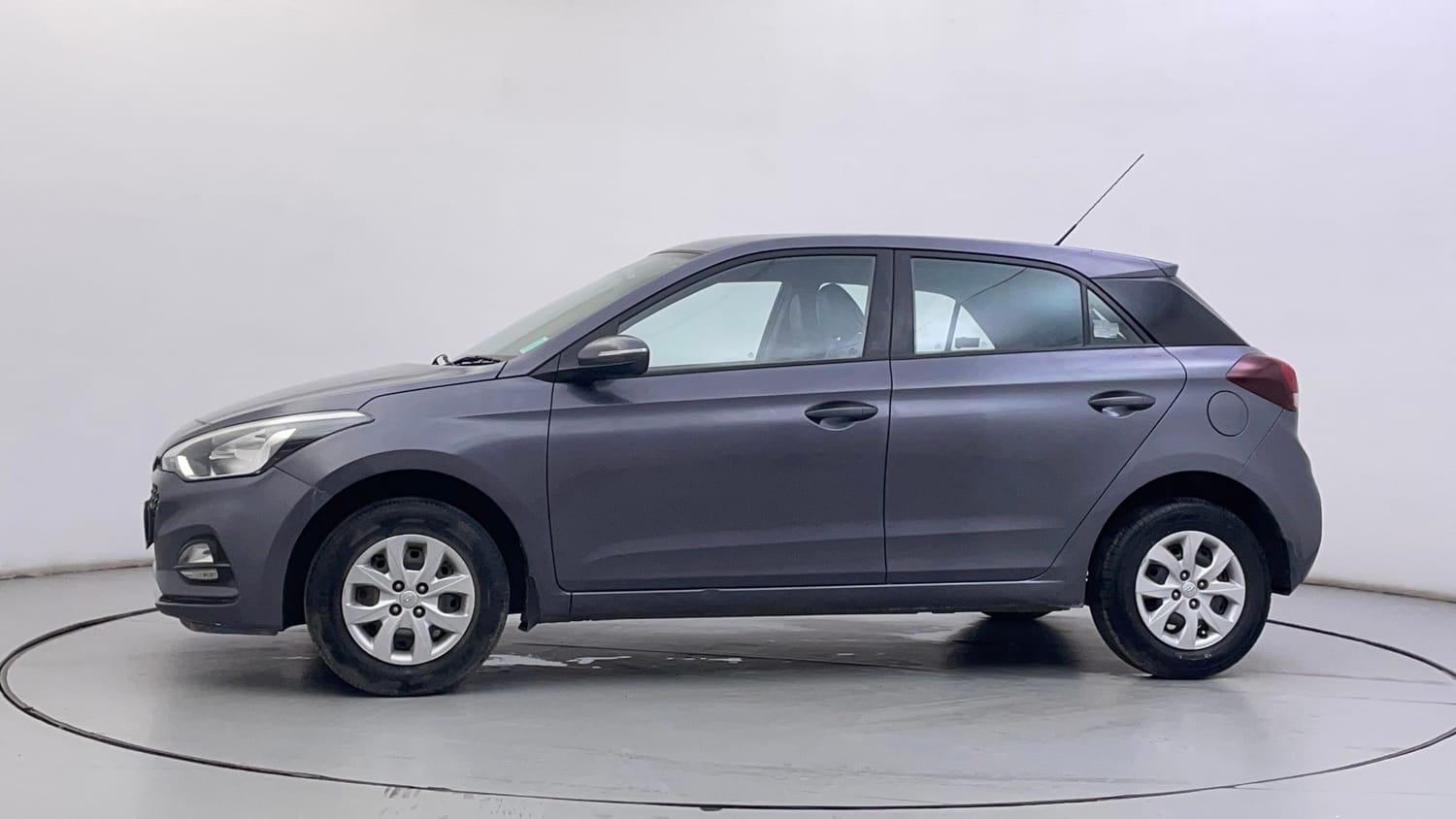 Used 2018 Hyundai Elite i20 Sportz 1.2 Petrol Manual exterior LEFT SIDE VIEW