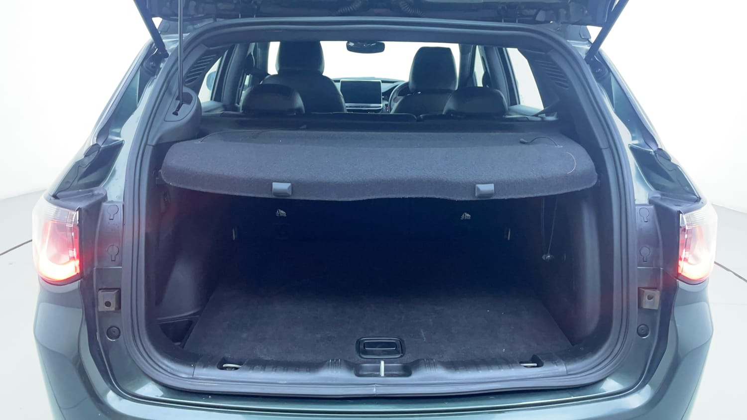 Used 2022 Jeep Compass Model S (O) Diesel 4x4 AT Diesel Automatic interior DICKY INSIDE VIEW