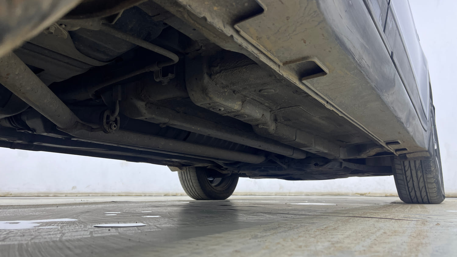 Used 2019 Hyundai Creta SX 1.6 AT CRDi Diesel Automatic extra REAR RIGHT UNDERBODY VIEW