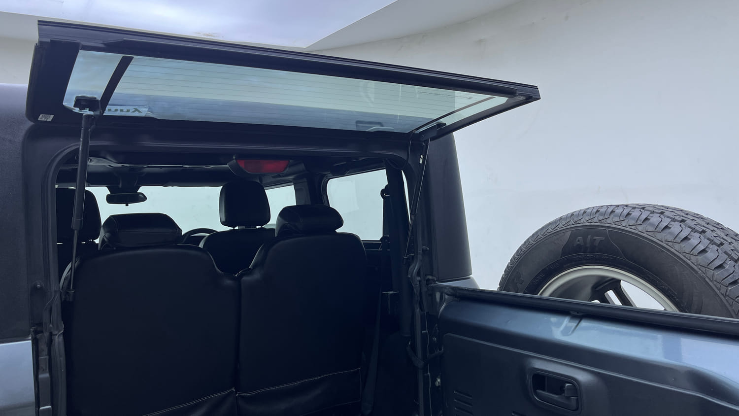 Used 2021 mahindra Thar LX Hard Top Diesel AT 4WD Diesel Automatic interior DICKY DOOR OPEN VIEW