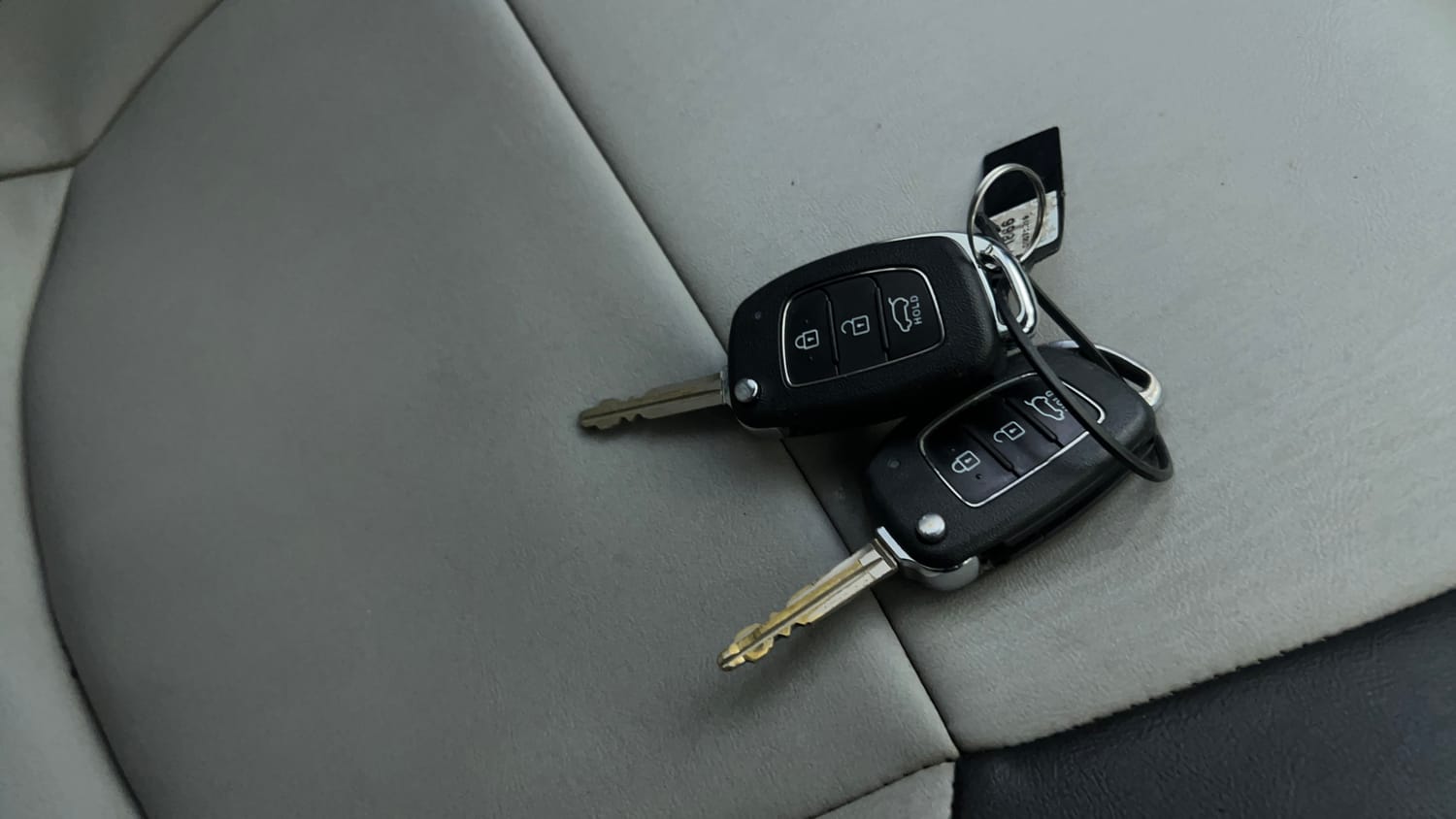 Used 2019 Hyundai Creta E Plus 1.6 Petrol Petrol Manual extra CAR KEY VIEW