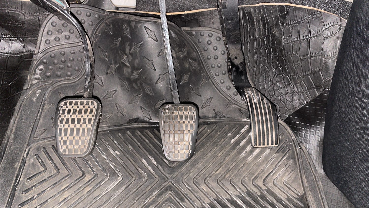 Used 2024 Tata Altroz XM Plus Petrol Petrol Manual interior PEDALS VIEW