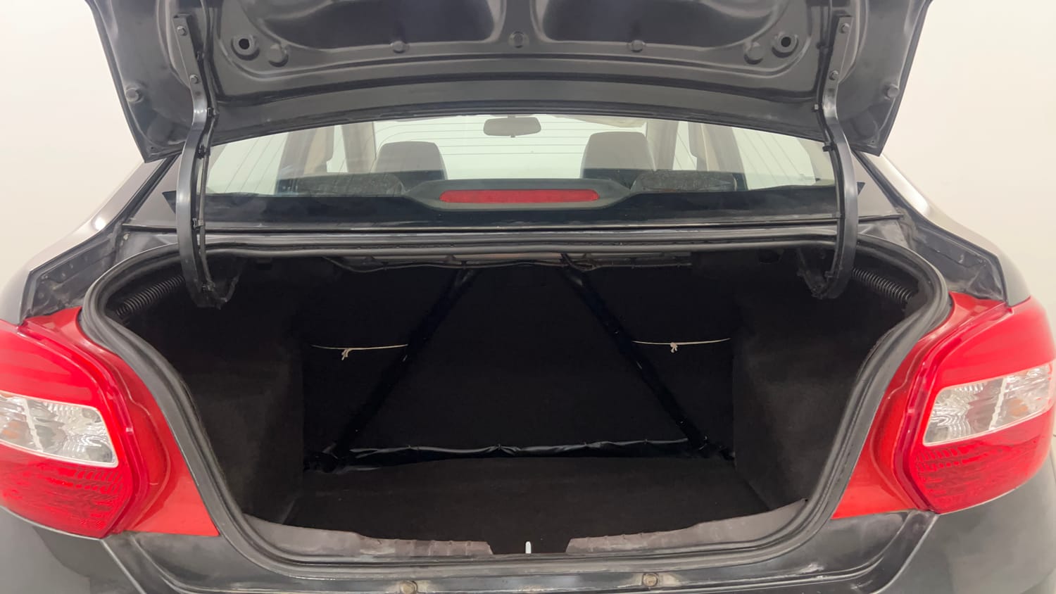 Used 2015 Tata Zest XT Petrol Petrol Manual interior DICKY INSIDE VIEW