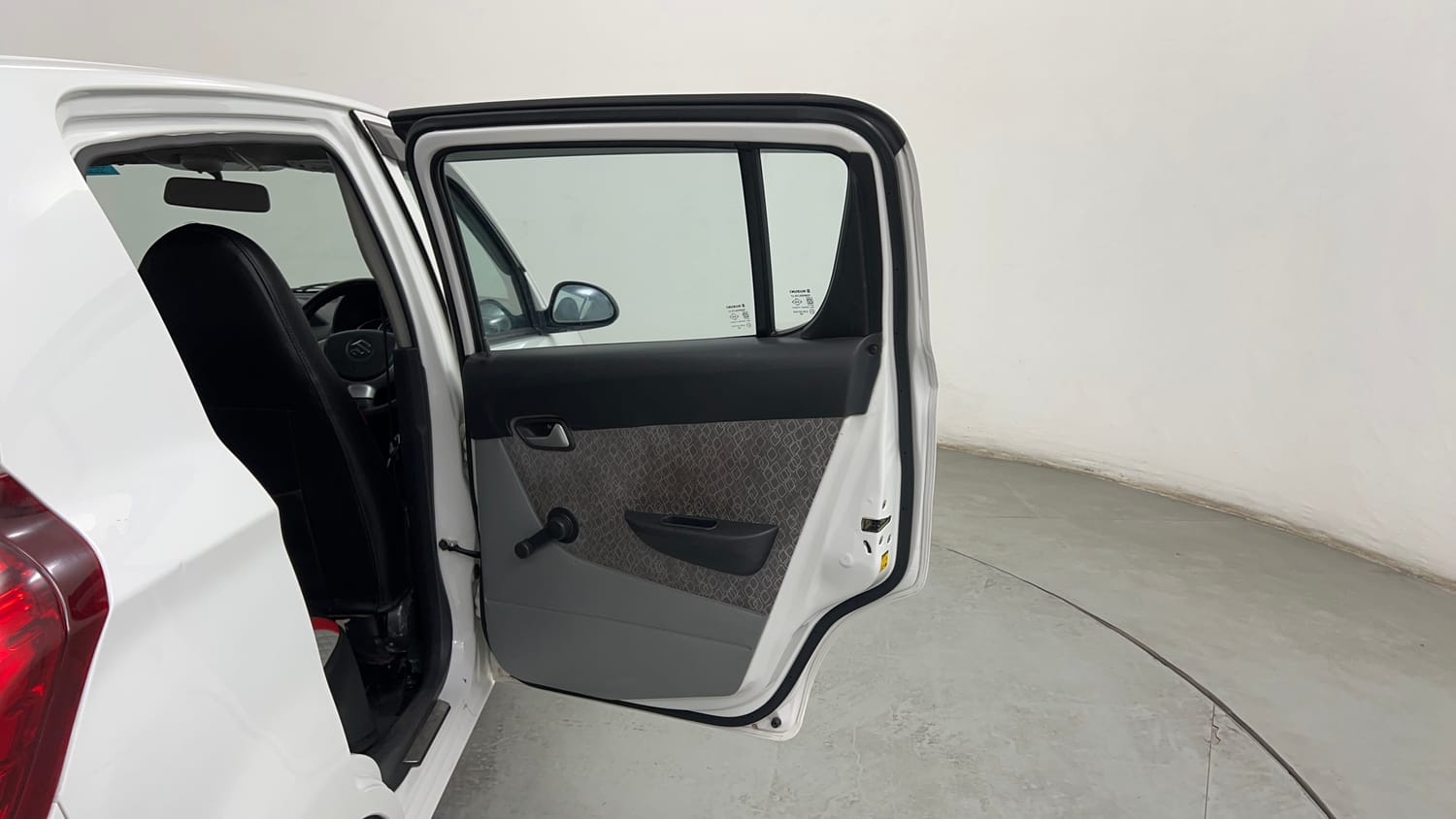 Used 2018 Maruti Suzuki Alto 800 LXi Petrol Manual interior RIGHT REAR DOOR OPEN VIEW