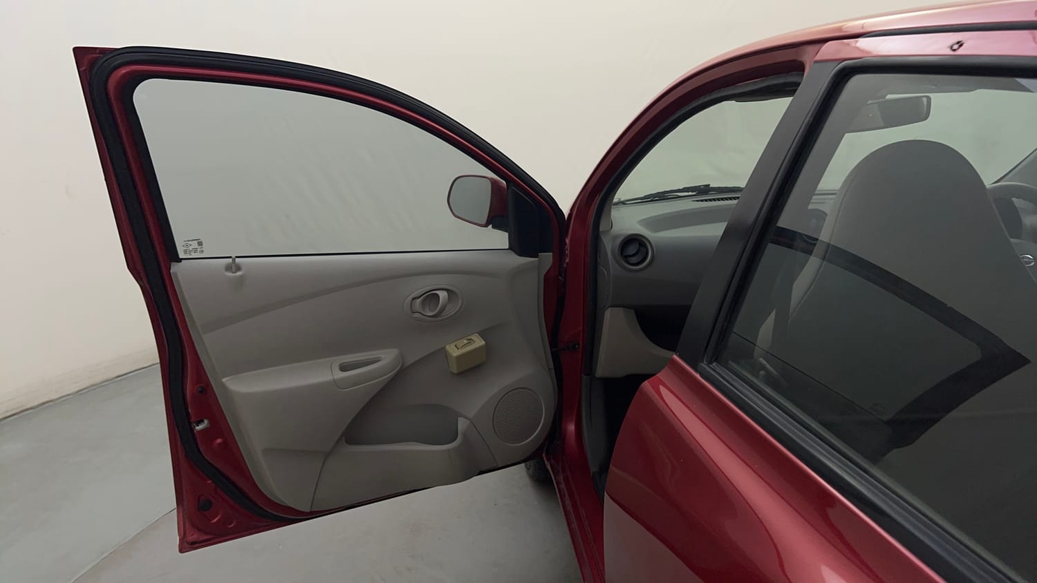 Used 2016 Datsun GO A Petrol Manual interior LEFT FRONT DOOR OPEN VIEW