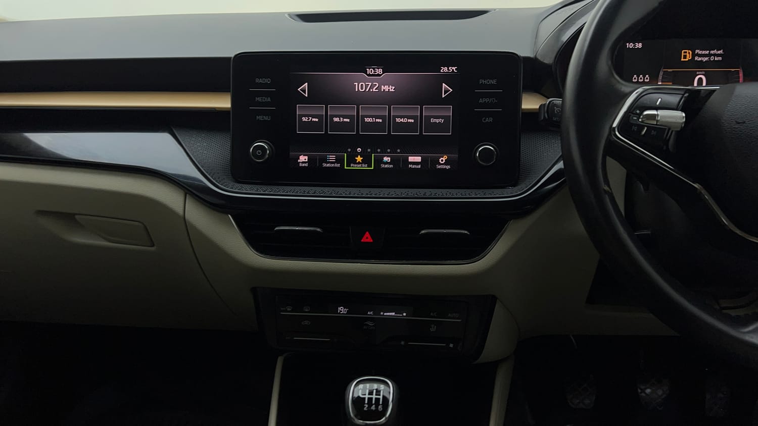 Used 2023 Skoda Slavia Style 1.5L TSI MT Petrol Manual interior MUSIC SYSTEM & AC CONTROL VIEW