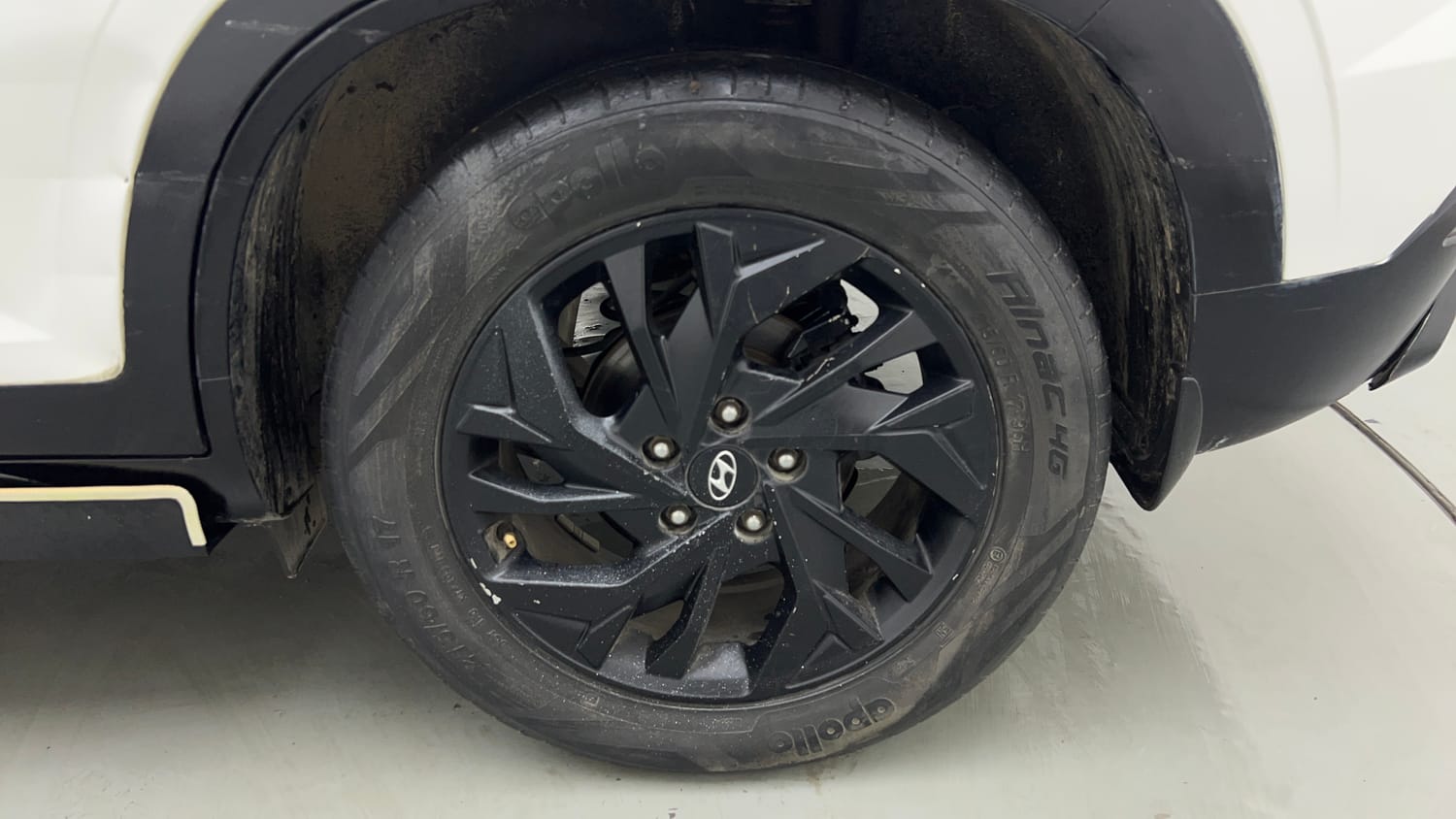 Used 2021 Hyundai Creta SX (O) 1.5 Diesel Automatic Diesel Automatic tyres LEFT REAR TYRE RIM VIEW