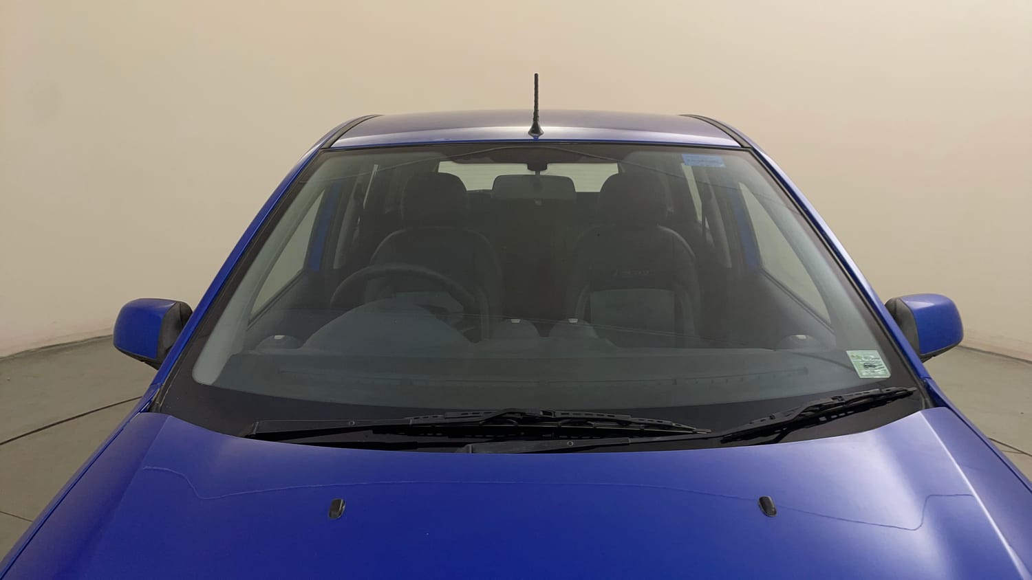 Used 2013 Ford Figo Duratec Petrol Titanium 1.2 Petrol Manual exterior FRONT WINDSHIELD VIEW