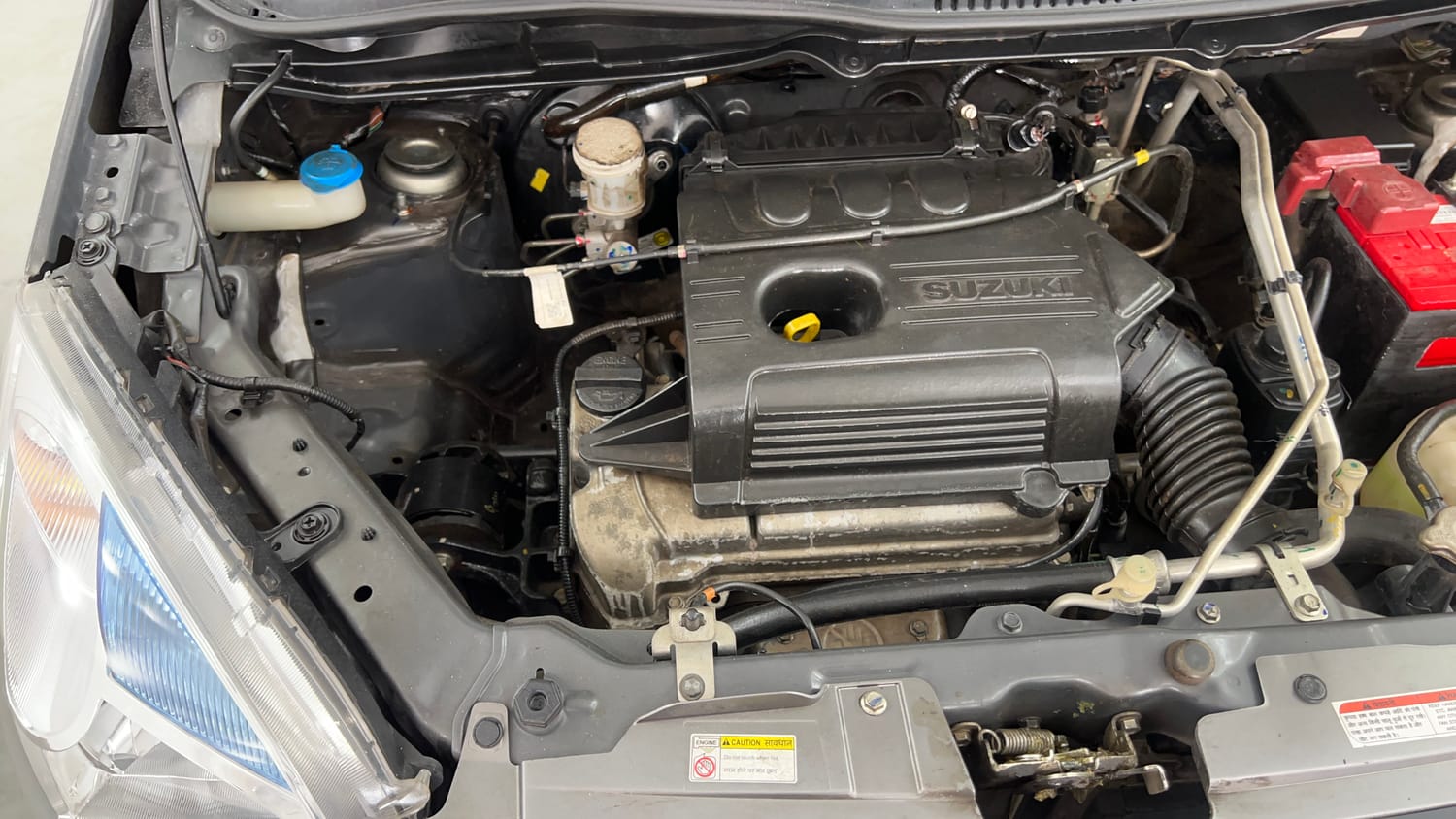 Used 2015 Maruti Suzuki Wagon R VXI Petrol Manual engine ENGINE RIGHT SIDE VIEW