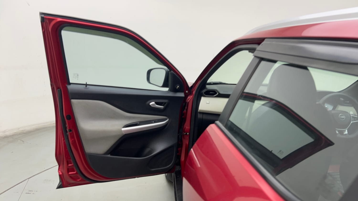 Used 2022 Nissan Magnite XV Turbo CVT Petrol Automatic interior LEFT FRONT DOOR OPEN VIEW