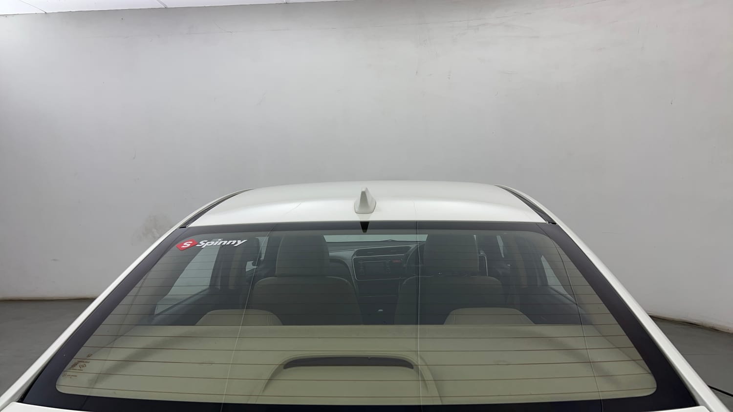 Used 2014 Honda City V Petrol Manual exterior BACK WINDSHIELD VIEW