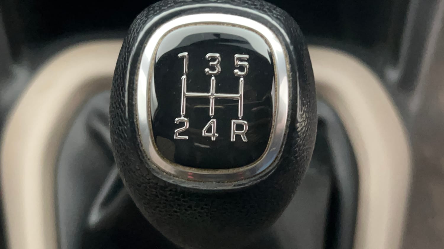 Used 2017 Hyundai Grand i10 Sportz 1.2 Kappa VTVT Petrol Manual interior GEAR  KNOB VIEW