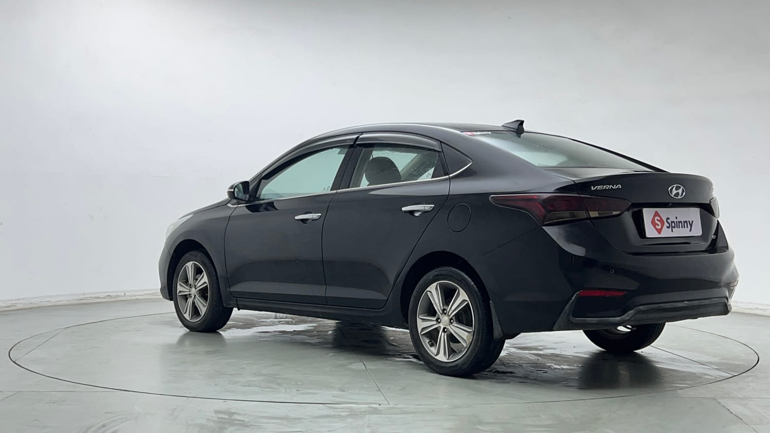 Used 2019 Hyundai Verna SX (O)1.6 VTVT Petrol Manual exterior LEFT REAR CORNER VIEW