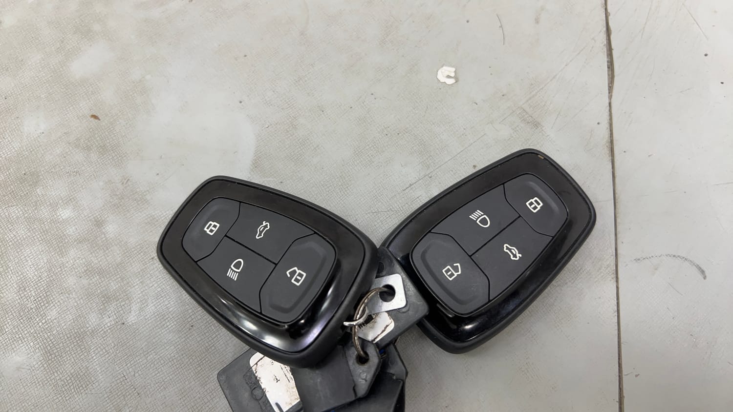 Used 2023 Tata Nexon Fearless Plus S 1.2 Revotron Petrol 6MT DT Petrol Manual extra CAR KEY VIEW