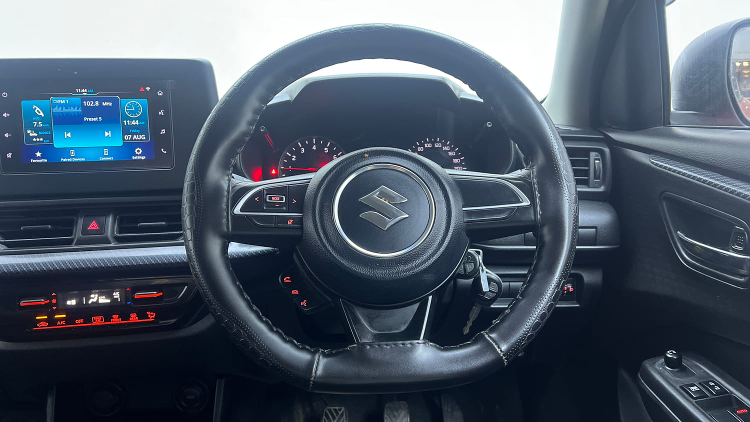 Used 2024 Maruti Suzuki Swift VXi Petrol Manual interior STEERING VIEW