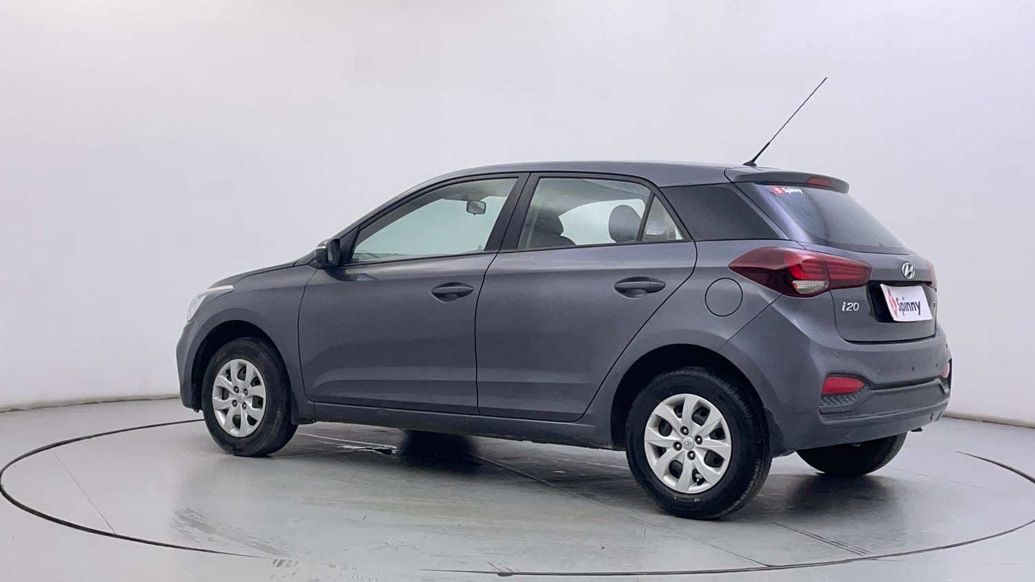 Used 2018 Hyundai Elite i20 Sportz 1.2 Petrol Manual exterior LEFT REAR CORNER VIEW