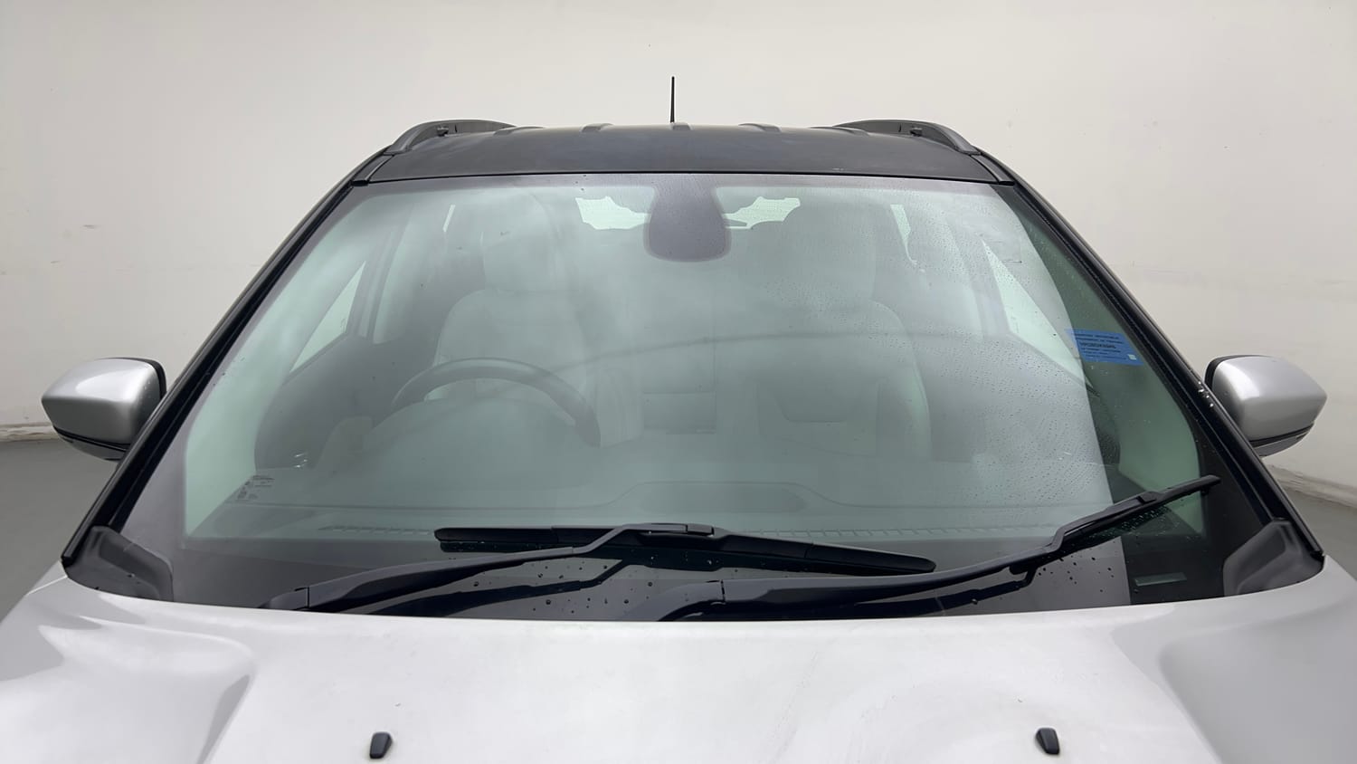 Used 2017 Jeep Compass Limited 1.4 Petrol AT Petrol Automatic exterior FRONT WINDSHIELD VIEW