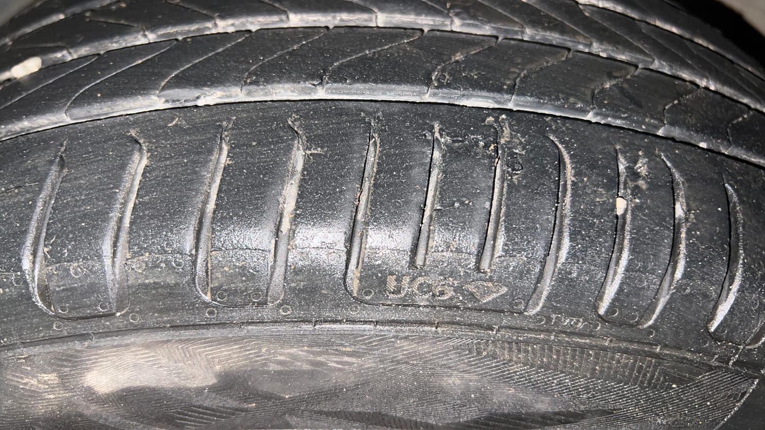 Used 2017 Tata Nexon XZ Plus Diesel Dual Tone Diesel Manual tyres LEFT FRONT TYRE TREAD VIEW
