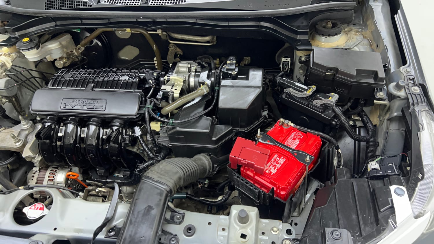 Used 2022 Honda Amaze VX CVT 1.2 Petrol Petrol Automatic engine ENGINE LEFT SIDE VIEW