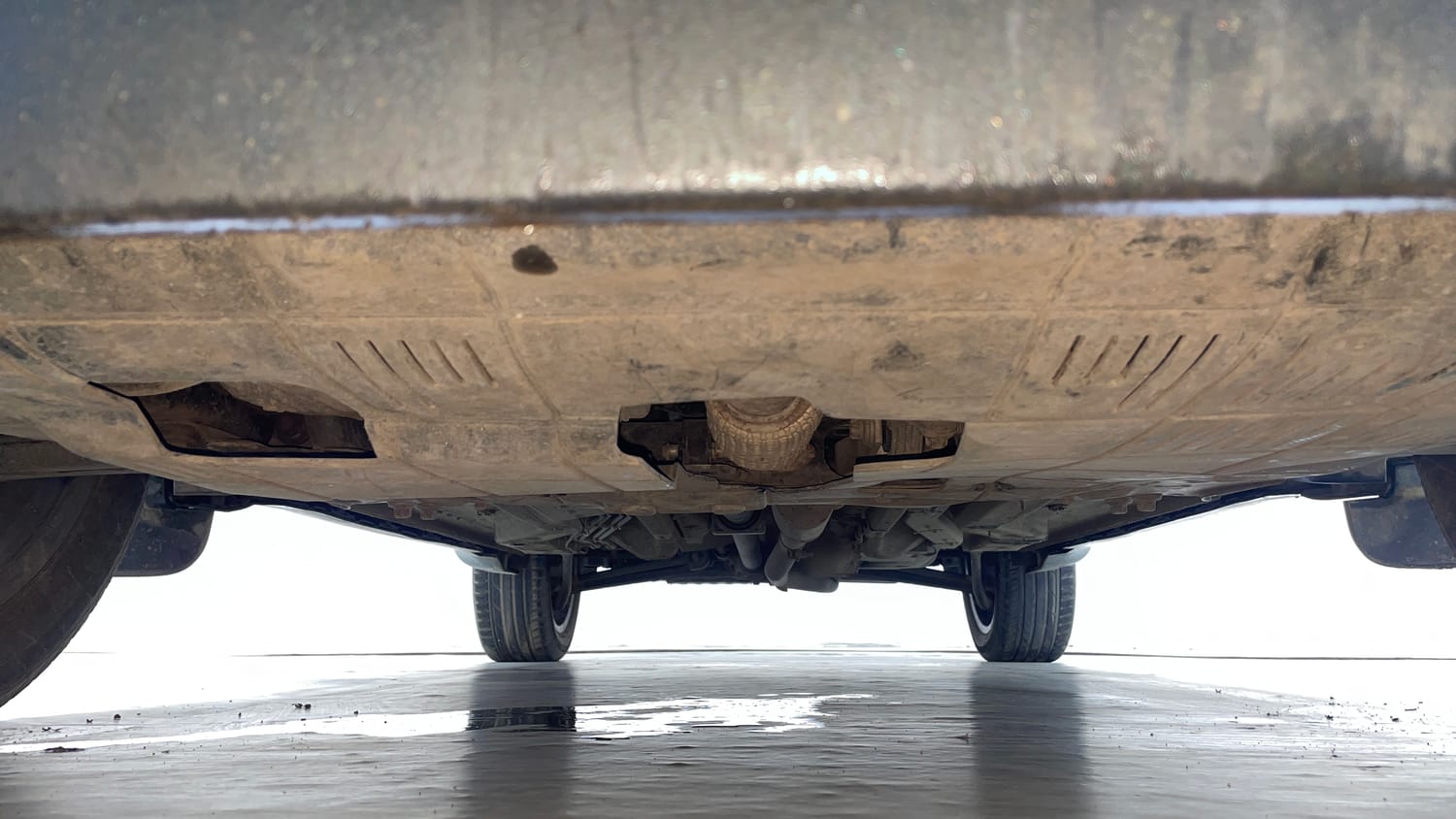 Used 2022 Jeep Compass Model S (O) Diesel 4x4 AT Diesel Automatic extra FRONT LEFT UNDERBODY VIEW