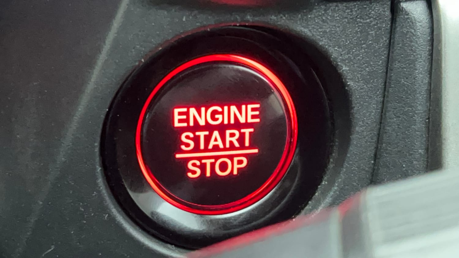 Used 2024 Honda Elevate ZX CVT Petrol Automatic top_features Keyless start
