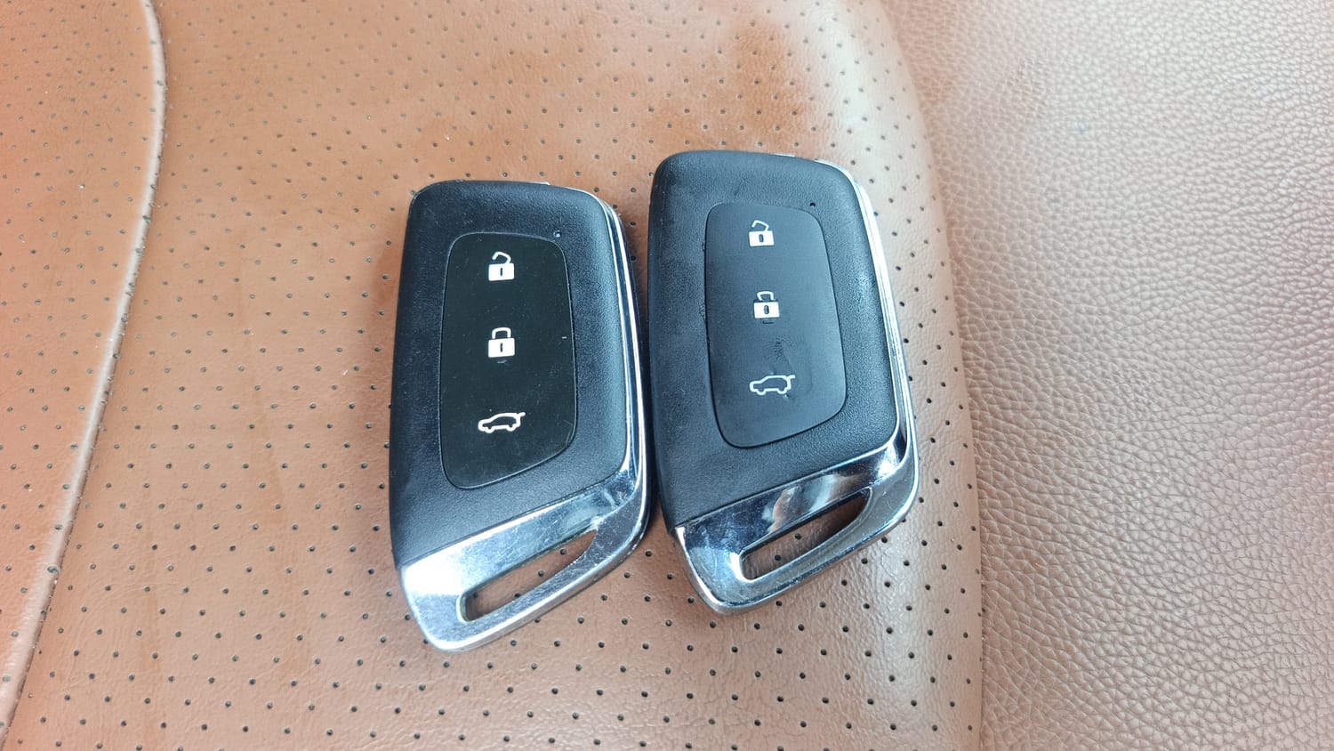 Used 2021 MG Motors Hector Plus Sharp 1.5 Petrol Turbo CVT 6-STR Petrol Automatic extra CAR KEY VIEW