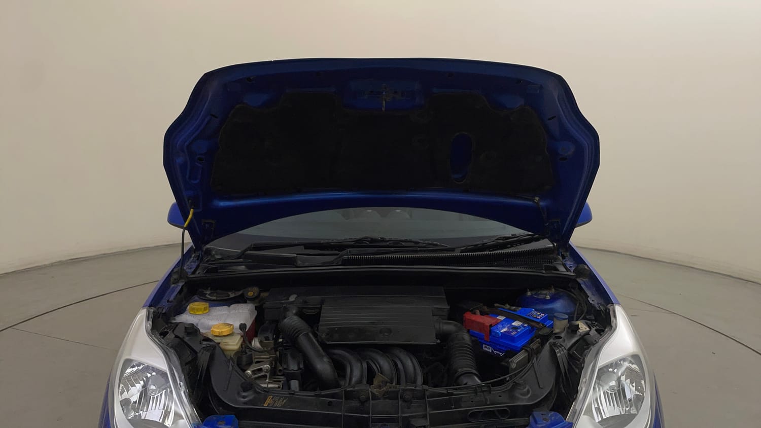 Used 2013 Ford Figo Duratec Petrol Titanium 1.2 Petrol Manual engine ENGINE & BONNET OPEN FRONT VIEW