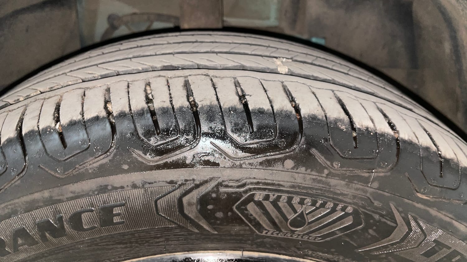 Used 2023 Tata Nexon Creative Plus S 1.2 Revotron Petrol 7DCA DT Petrol Automatic tyres RIGHT FRONT TYRE TREAD VIEW