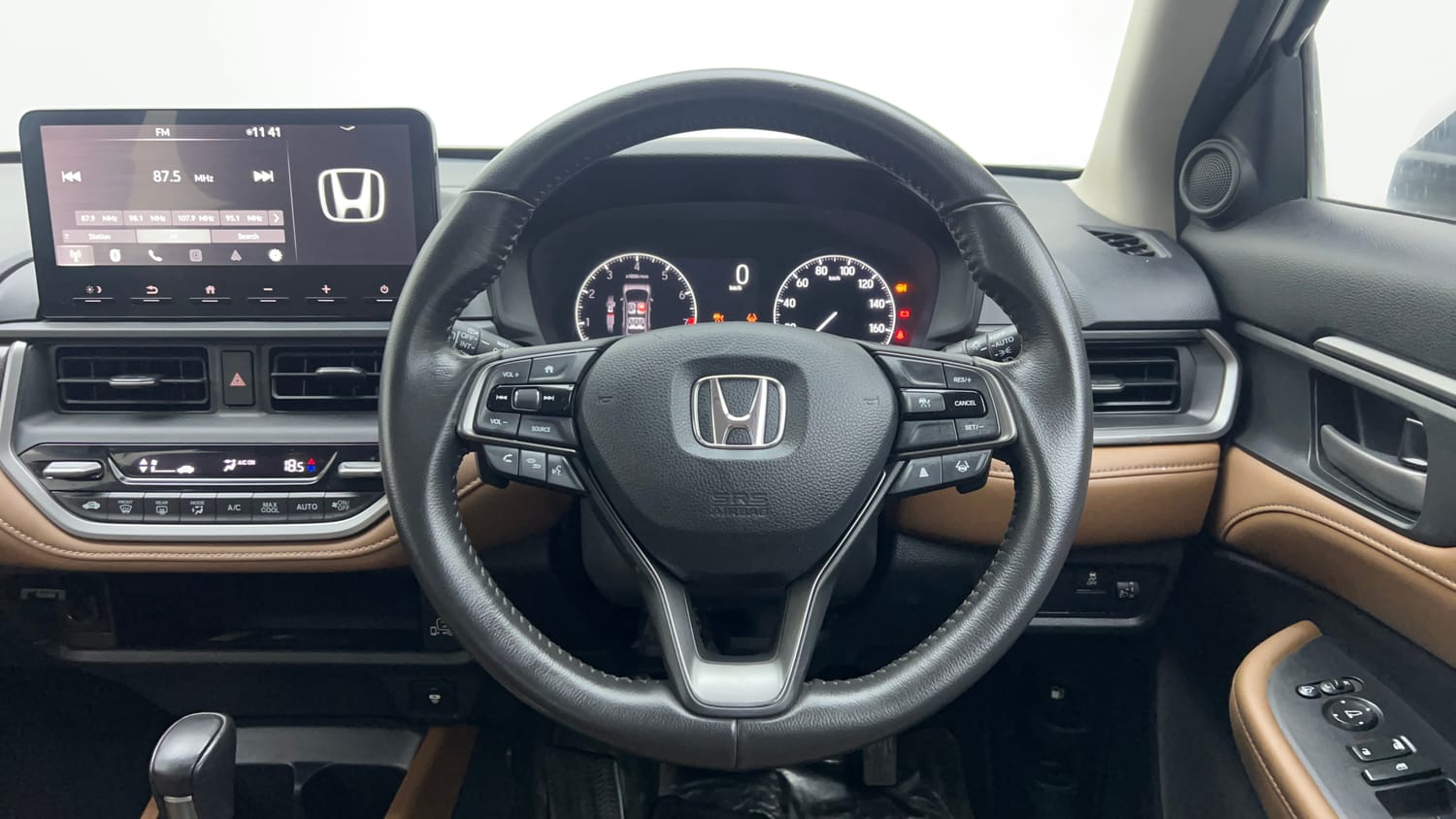 Used 2024 Honda Elevate ZX CVT Petrol Automatic interior STEERING VIEW