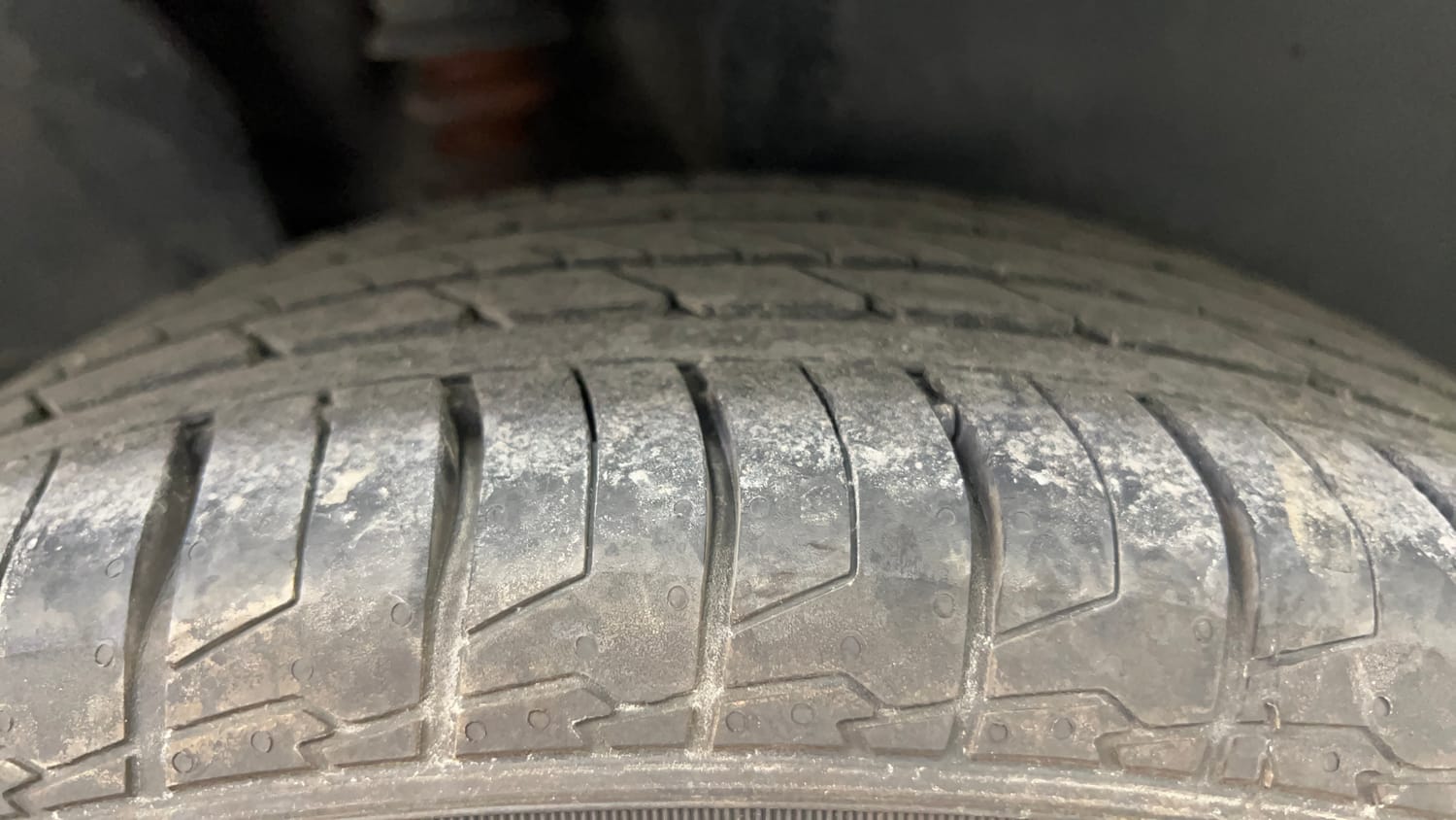 Used 2024 Hyundai Creta 1.5 MPi Petrol IVT SX(O) Petrol Automatic tyres RIGHT REAR TYRE TREAD VIEW