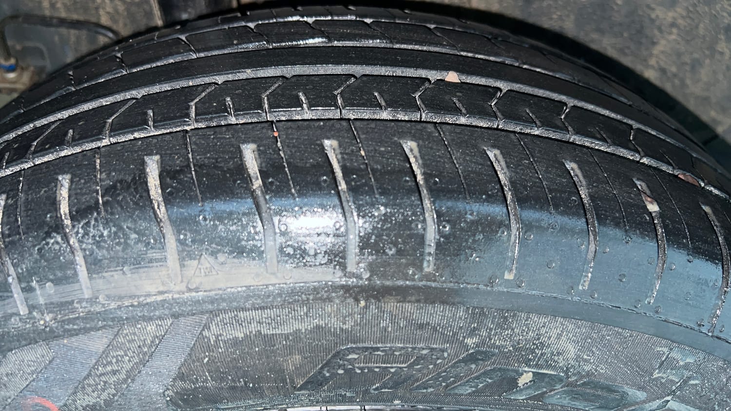 Used 2024 Hyundai Venue SX 1.2 Petrol Petrol Manual tyres RIGHT REAR TYRE TREAD VIEW